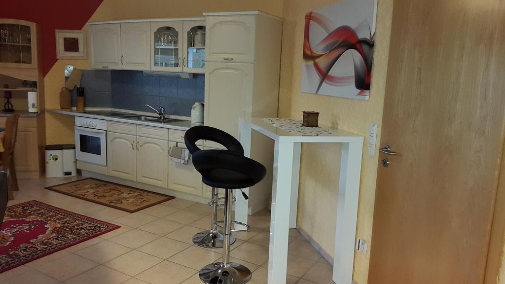 Ferienwohnung Zinn Rockeskyll Стая снимка